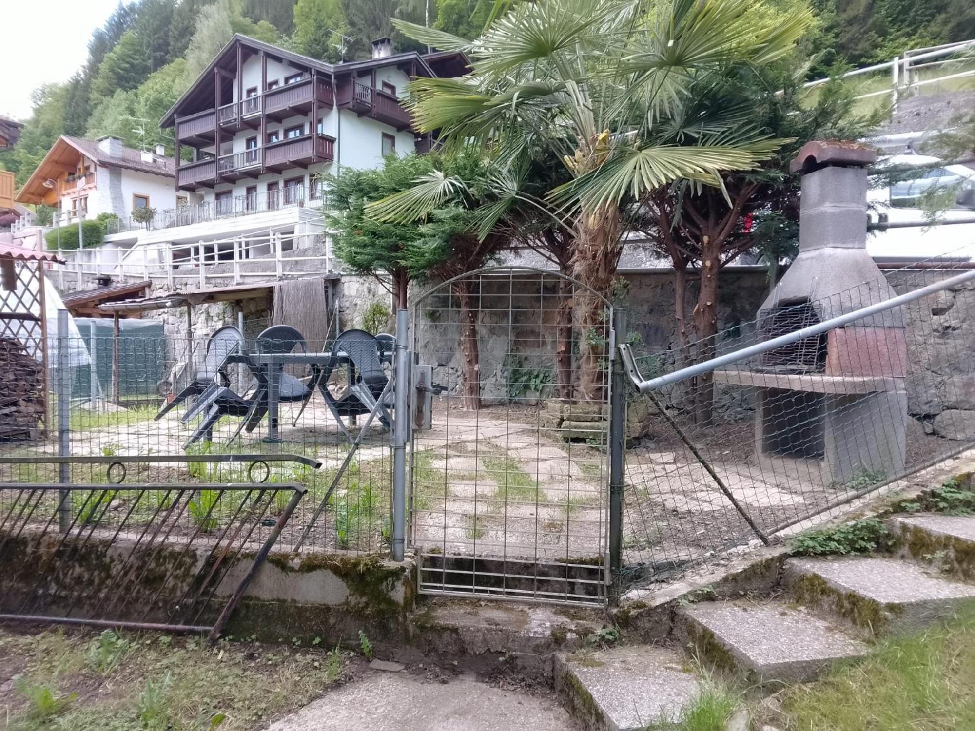 La Casa Di Siro Apartman Caderzone Kültér fotó