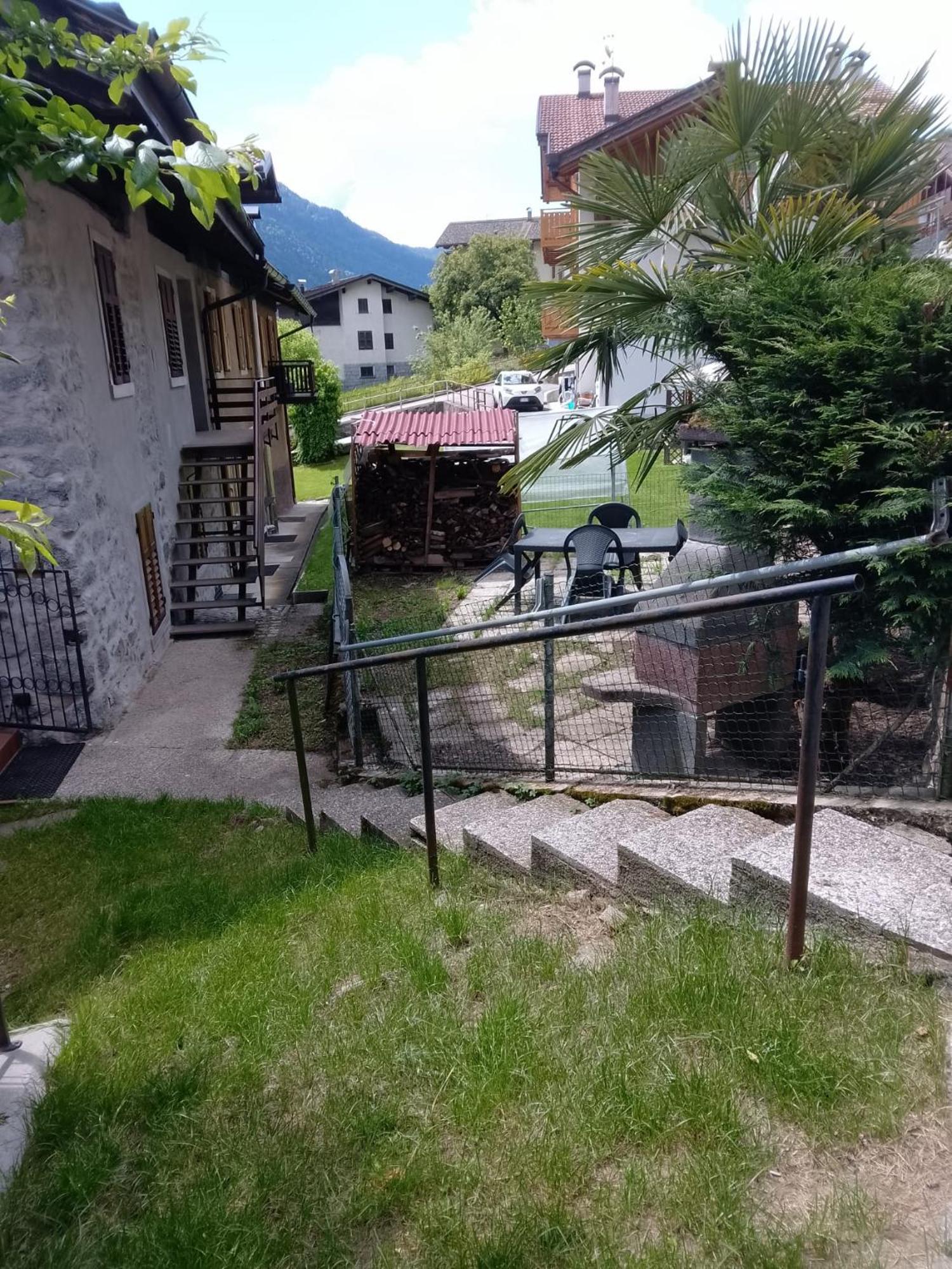 La Casa Di Siro Apartman Caderzone Kültér fotó